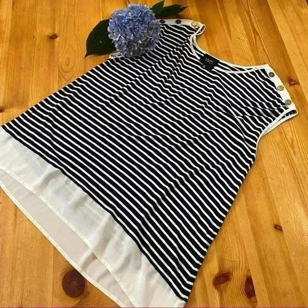 W5 black and white striped shirt - Picture 7 of 8